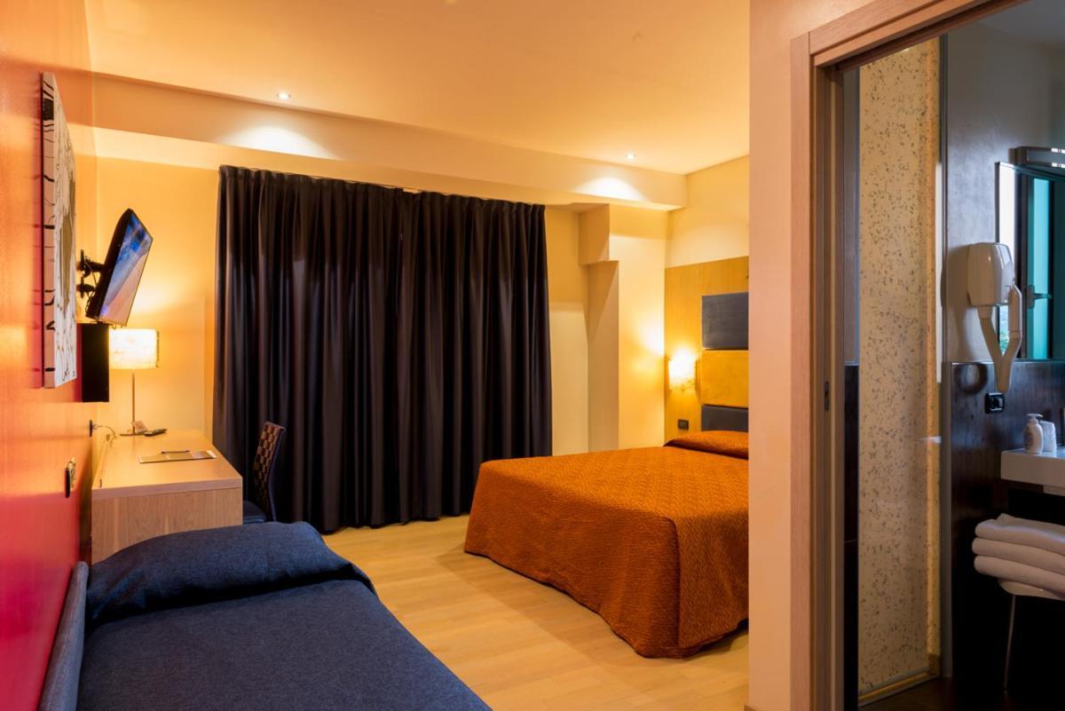 Hotel Kristal 3 Stelle Superior Zanè Esterno foto